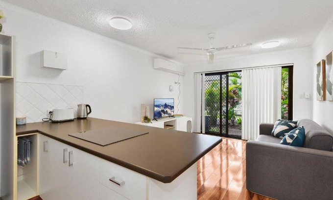 Long Jetty Apartment | Allamanda Unit 22