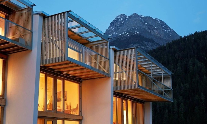 Engadin Scoul House | Allegra - Modern with mountain views by the stream + SONOS / Netflix / Spotify + opt. sauna