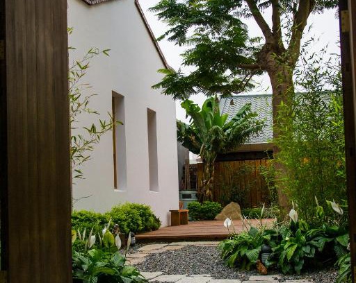 West Central District Bed & Breakfast | Alley X Tainan