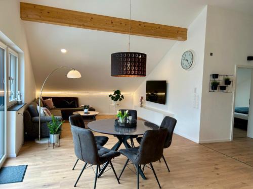 Memmingen Apartment | Allgäu Zimmer LeAndi