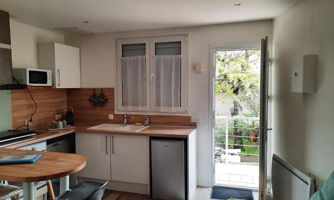 Houilles Apartment | AlloAppartMeublé L'émeraude