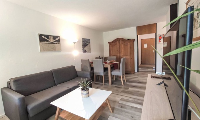 Davos-Platz Apartment | Allod Park Haus A E02 by Interhome