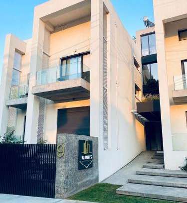 Kalamata Apartment | Allofts