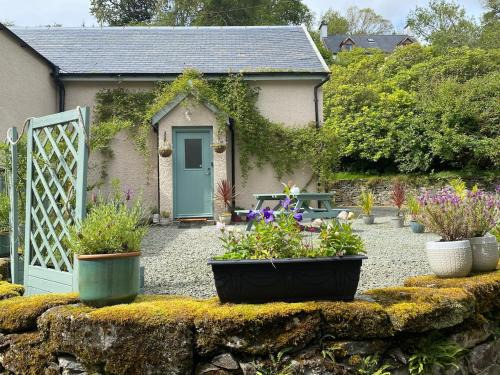 Ardrishaig House | Allt-Na-Craig Coach House - Ardrishaig
