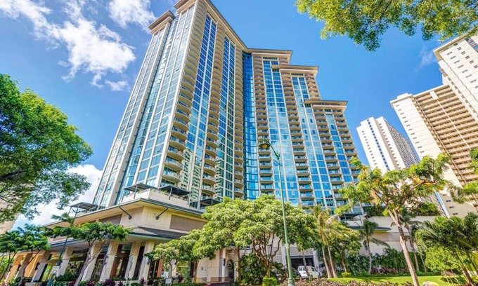 Waikiki Condo | Allure Waikiki 803: 2 BR, 2 BA Condominium in Honolulu, Sleeps 5