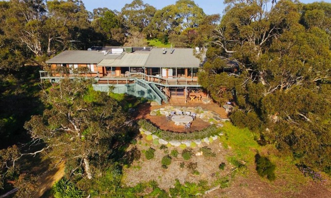 Yankalilla House | Allusion Farmstay Cellar HousenPool - Fire Pit - Pizza Oven - Pool Table