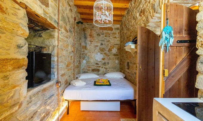 Filoti House | Almond Blossom Cottage 1