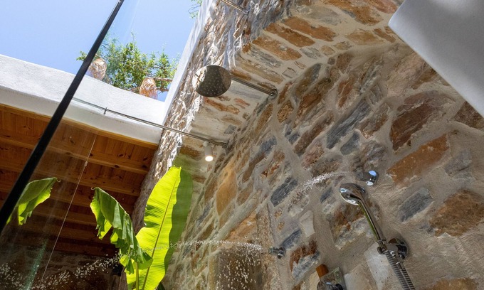 Naxos Town House | Almond Blossom Cottage 🌸