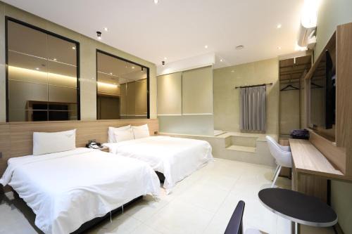 Choryang Hotel | Almond Hotel Busan Station