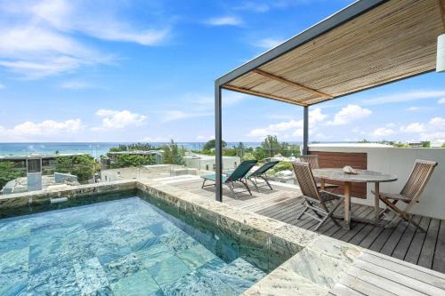 La Mivoie Apartment | Aloah Penthouse - Seaview & Private Pool