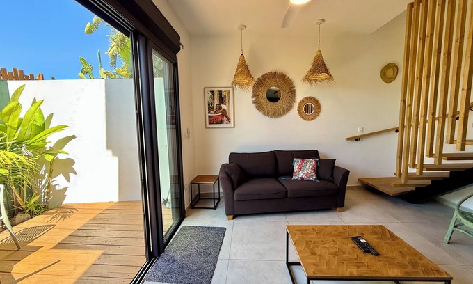 L'Etang-Sale House | Aloe - Villa Salba. Panoramic view., * Aloes * - Villa Salba. Logement de charme idéalement situé