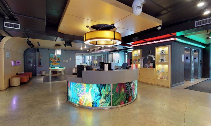 Brickell Hotel | Aloft Miami - Brickell