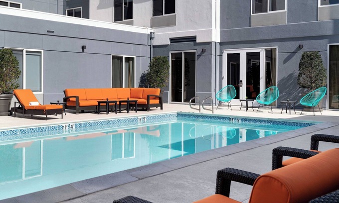 Mountain View Hotel | Aloft Mountain View
