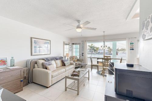 Pompano Beach Apartment | Aloha at Pompano #19