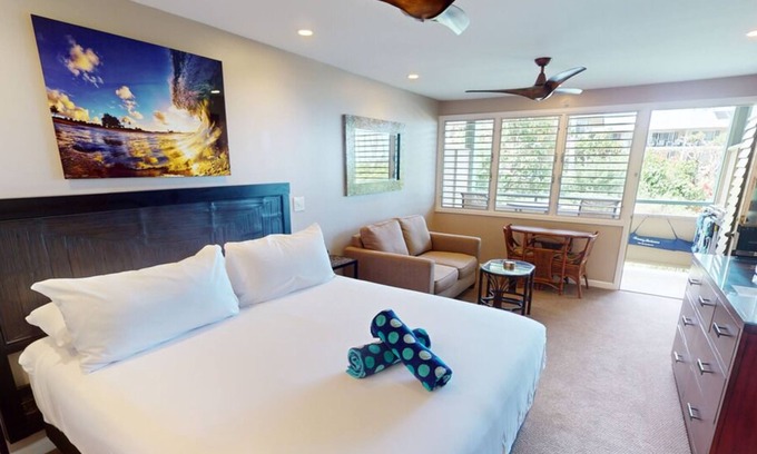 Napili Condo | Aloha Condos, Napili Bay Resort, Condo 110, Beach View
