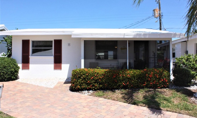 Aloha Kai Apartment | Aloha Kai - Unit 7-nice and close to the pool!