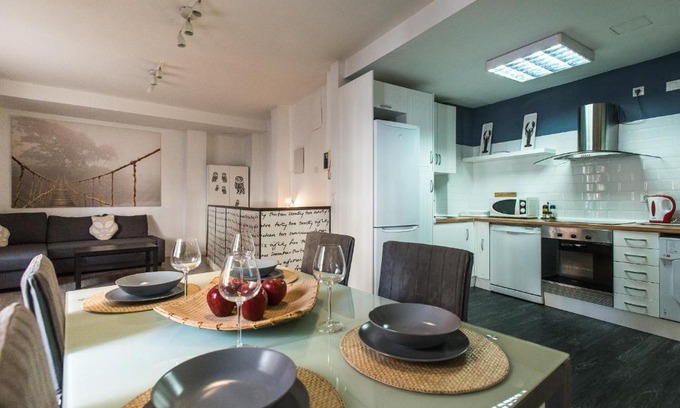 San Roque Apartment | Alohamundi Amador de los Rios