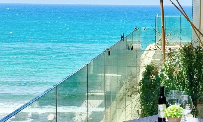 Haifa Apartment | Alona’s Apartments on the beach