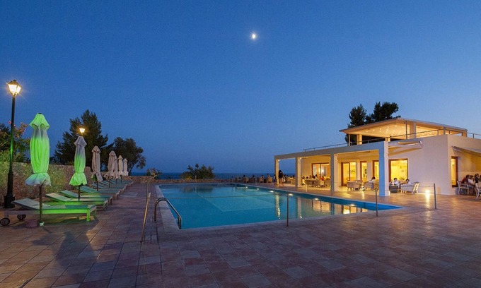 Votsi Hotel | Alonissos Beach Bungalows & Suites Hotel