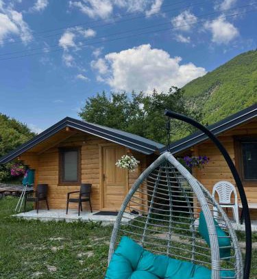 Vusanje Ski Chalet | Alpet