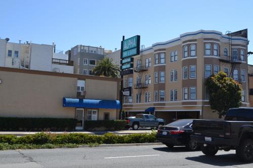 Cow Hollow Hotel | Alpha Inn and Suites
