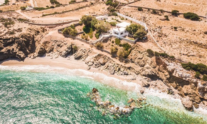 Naxos House | Alpha Mu Beachfront House
