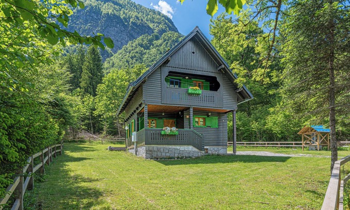 Ukanc Ski Chalet | Alpine Chalet Metka at Lake Bohinj, Bohinj, Slovenia