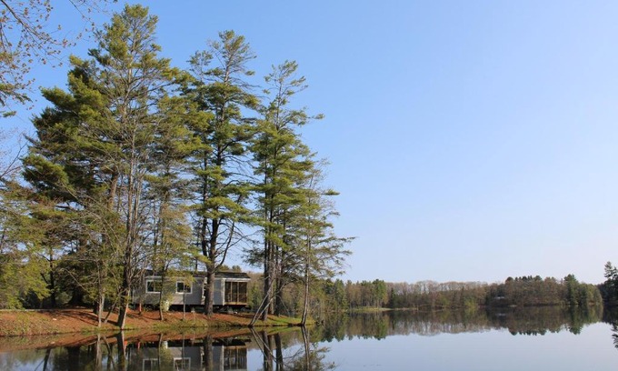 Corinth Resort | Alpine Lake Lakefront Park Model 4