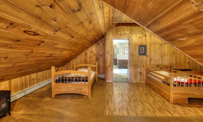 Rangeley House | Alpine Meadows Lodge - Beautiful home on 7 acres of land just a mile from Main Street