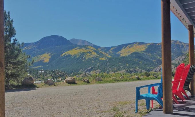 Lake City Hotel | Alpine Moose Lodge