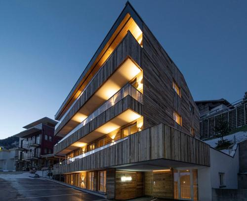 Sankt Anton am Arlberg Apartment | Alpine Myth