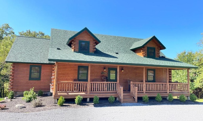 McHenry House | Alpine Valley