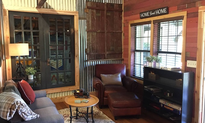 Harlandale House | Al’s Auto Attic - Long Term Rental Discount Available