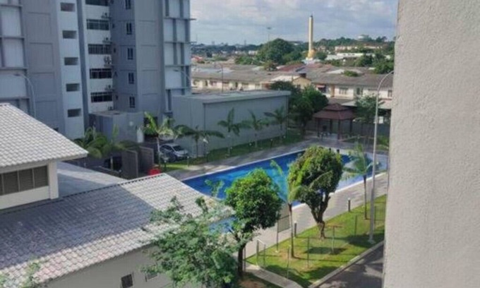Kajang Apartment | Alstenor Homestay offers accommodations in Kajang and near IOI City Mall.