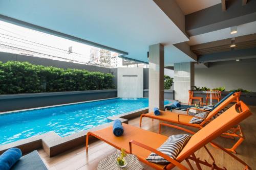 Ploenchit Hotel | Alt Hotel Nana by UHG