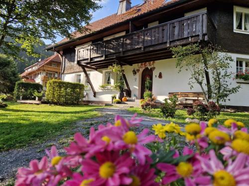 Blasiwald House | Altes Zollhüsli