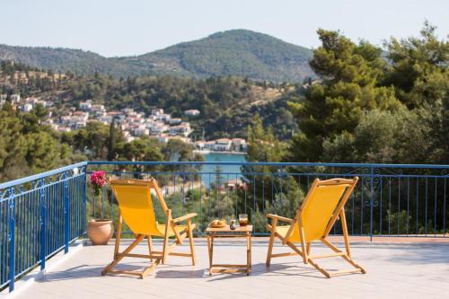 Galatas Apartment | ALTHEA - cozy with spacious terrace views