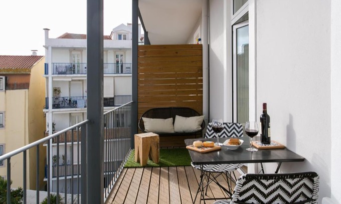 Lisbon Old Town Apartment | ALTIDO Elegant City Deluxe Apartment & ALTIDO Luxurious 3-bedroom Apt with Terrace in Intendente