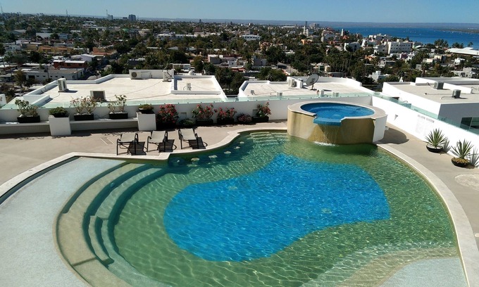 Colina del Sol Condo | Alttus Sunset Condominium 105