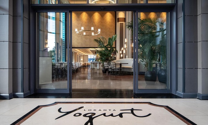 Uskudar Hotel | Altunizade Suites Istanbul, Curio Collection by Hilton