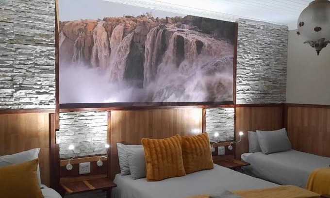 Upington House | Alucarni Guest House with solar energy