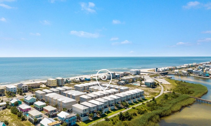 Gulf Shores House | Always Beachin - For the beach and lagoon lover, this location is ideal!