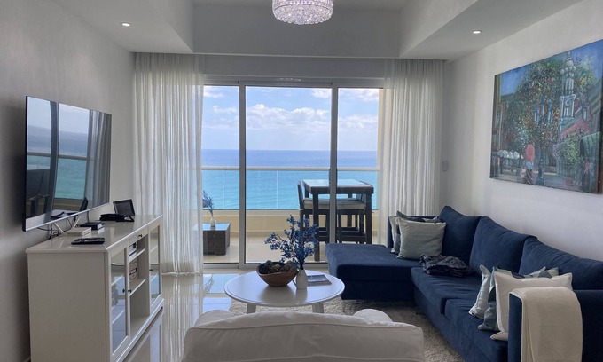 Villas Del Mar Apartment | Always Family First ⭐️⭐️⭐️⭐️⭐️ (18th Floor Luxury Apt)