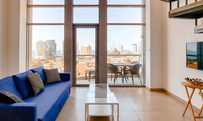 Neve Tzedek Apartment | Alysse Eilat - One Bedroom Apartment, Sleeps 4