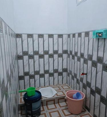 Pacitan Hotel | Alza