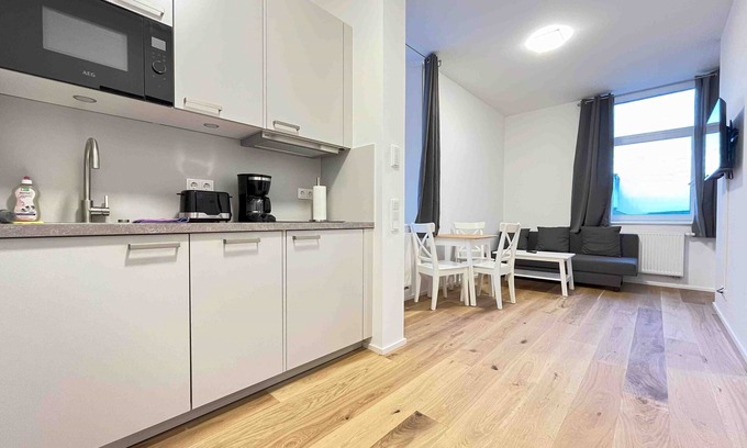 Amberg Apartment | (AM1089) Modern fitter's apartment