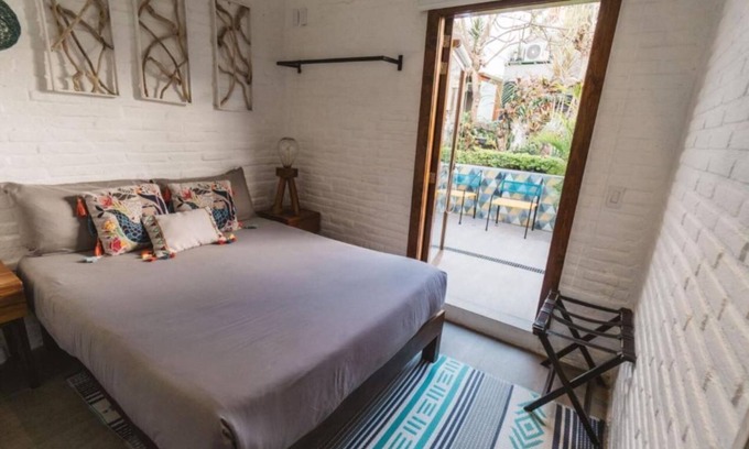 Sayulita Cabin | Amaia Boutique Hotel-Deluxe queen room