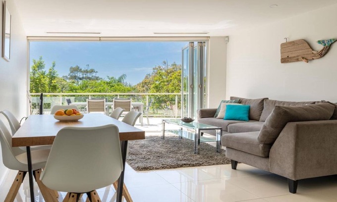 Terrigal Apartment | AMALFI #6 | Accom Holidays