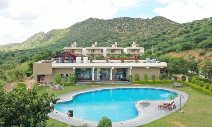 Pushkar Hotel | Amar Bagh Resort