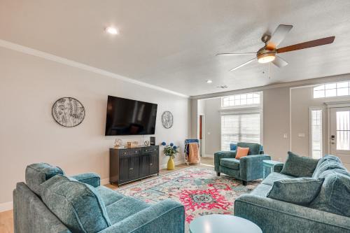 Amarillo House | Amarillo Home with Hot Tub, 7 Mi to Wolflin Square!